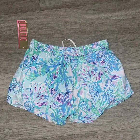 NWT Lilly Pulitzer shorts - Picture 2 of 4